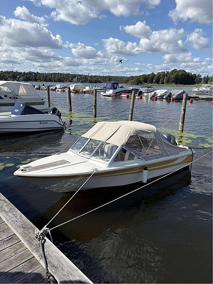 Starcraft American 16 130hk daycruiser 6 of 7