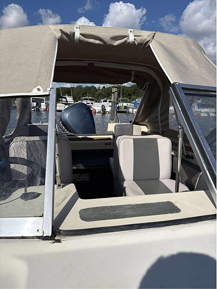 Starcraft American 16 130hk daycruiser 5 of 7