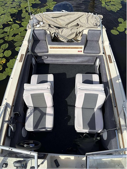 Starcraft American 16 130hk daycruiser 3 of 7