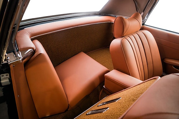 Mercedes-Benz 280 SL 18 of 19