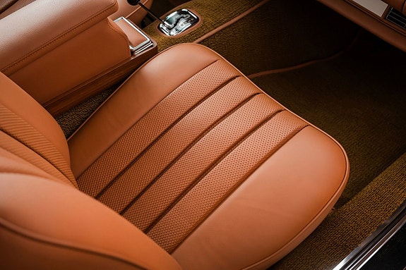 Mercedes-Benz 280 SL 16 of 19