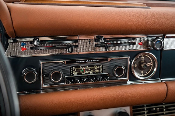 Mercedes-Benz 280 SL 11 of 19