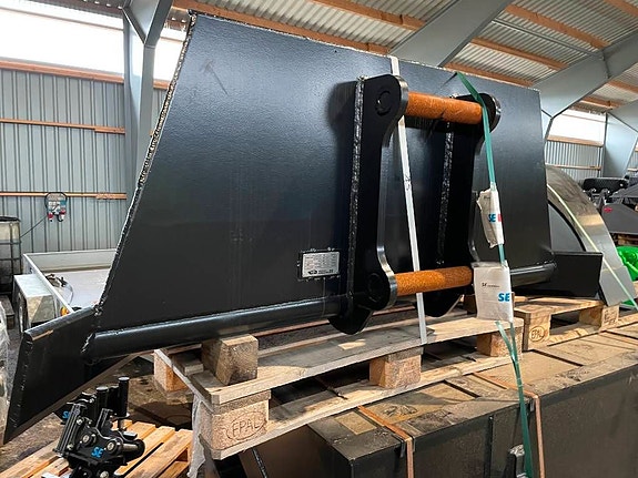 SE Equipment  S60 Dikesskopa 500L 1750 / 300mm 4 of 5