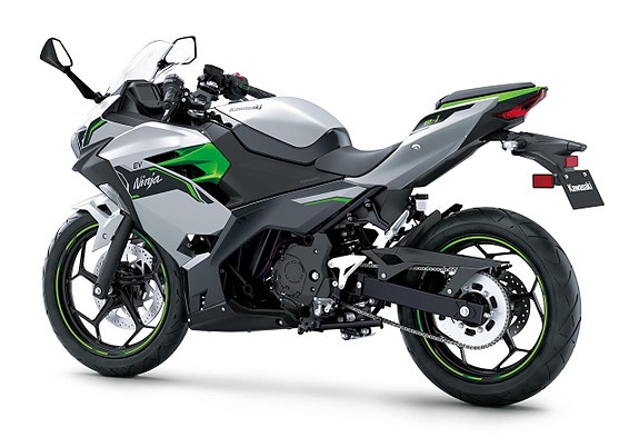 Kawasaki Ninja e-1 4 of 5