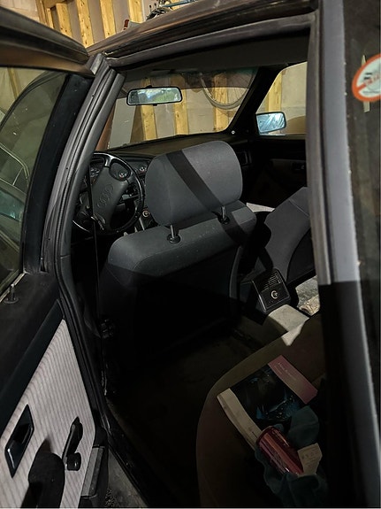 Audi 100 3 of 3
