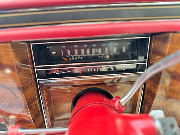 Cadillac Brougham 14 of 16