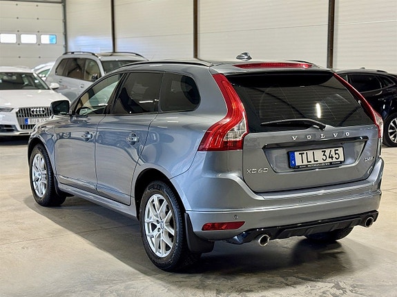 Volvo XC60 4 of 17