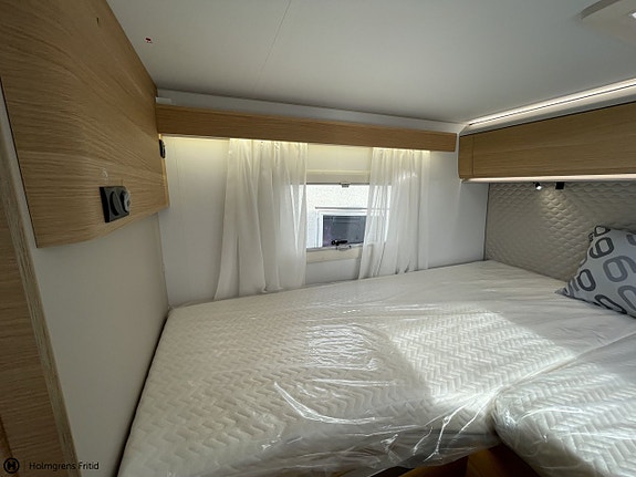 Adria Matrix 670 SL 60Y | LÅNGBÄDDAR | 60Y EDITION 22 of 27