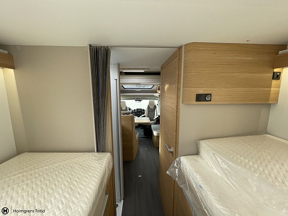Adria Matrix 670 SL 60Y | LÅNGBÄDDAR | 60Y EDITION 27 of 27