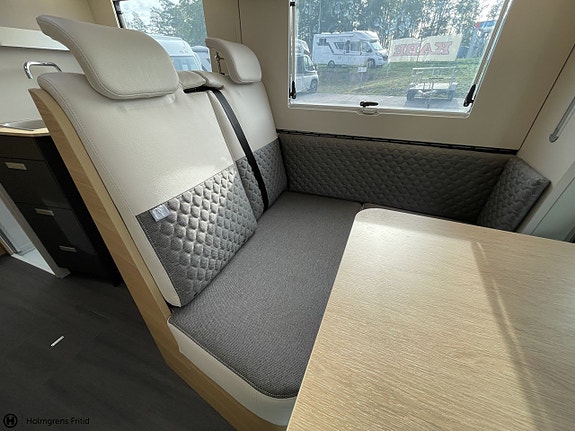 Adria Matrix 670 SL 60Y | LÅNGBÄDDAR | 60Y EDITION 13 of 27