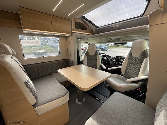 Adria Matrix 670 SL 60Y | LÅNGBÄDDAR | 60Y EDITION 10 of 27