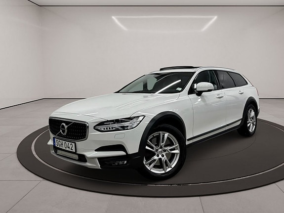 Volvo V90 Cross Country