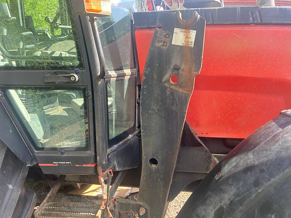 Trima lastarjärn till Valmet/Valtra 8000-serien