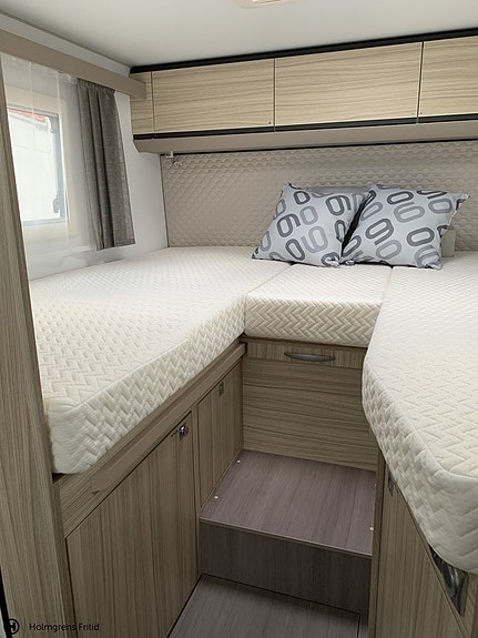 Adria Compact DL 60Y 16 of 22
