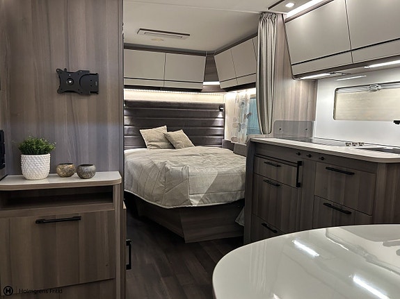 Kabe Estate 470 XL KS 7 of 17