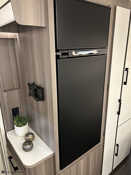 Kabe Estate 470 XL KS 9 of 17