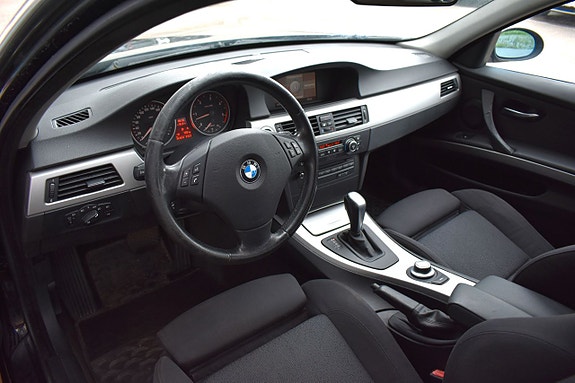 BMW 325d 13 of 17