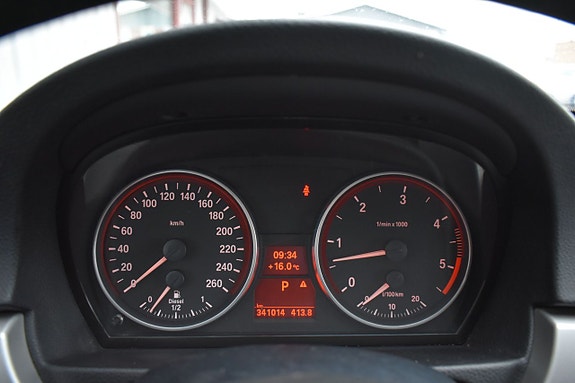 BMW 325d 14 of 17