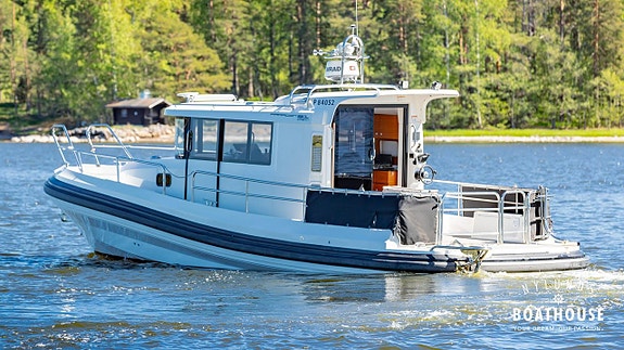Paragon 31 Cabin | 2x Volvo Penta D4-320DPI 8 of 30