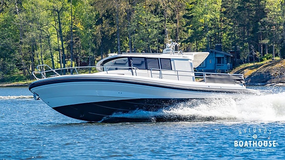 Paragon 31 Cabin | 2x Volvo Penta D4-320DPI 19 of 30
