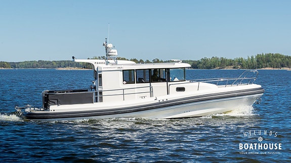 Paragon 31 Cabin | 2x Volvo Penta D4-320DPI 3 of 5