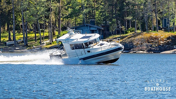 Paragon 31 Cabin | 2x Volvo Penta D4-320DPI 17 of 30