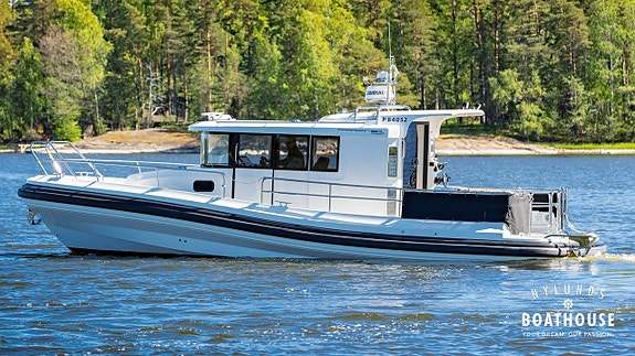 Paragon 31 Cabin | 2x Volvo Penta D4-320DPI 11 of 30