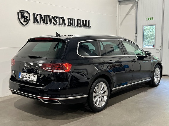 Volkswagen Passat 4 of 5