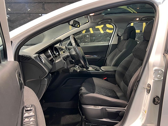 Peugeot 3008 11 of 21
