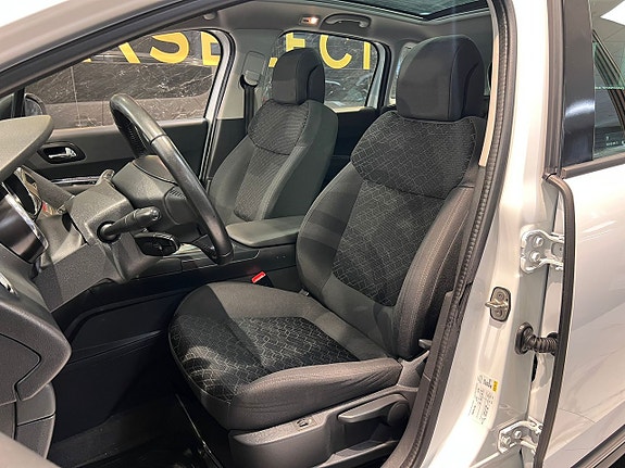 Peugeot 3008 12 of 21