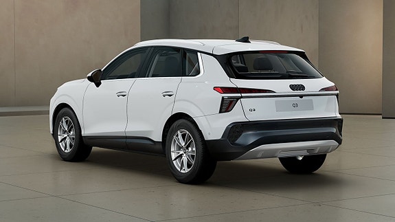 Audi Q3 5 of 5