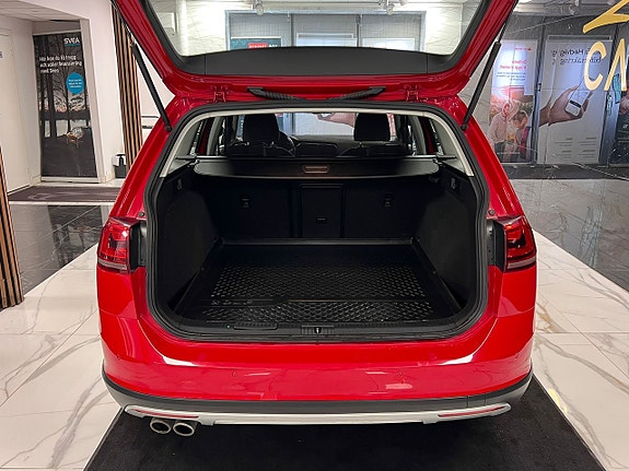 Volkswagen Golf Alltrack 5 of 25