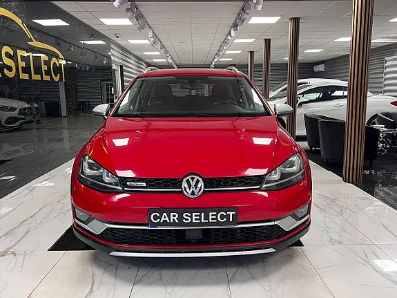 Volkswagen Golf Alltrack 8 of 25