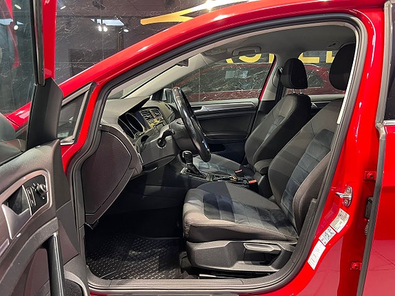 Volkswagen Golf Alltrack 15 of 25