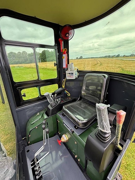 Grävmaskin 1800KG Briggs Stratton 13.5HP KAMPANJ 10 of 12