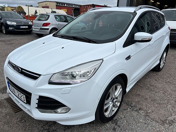 Ford Kuga 13 of 15