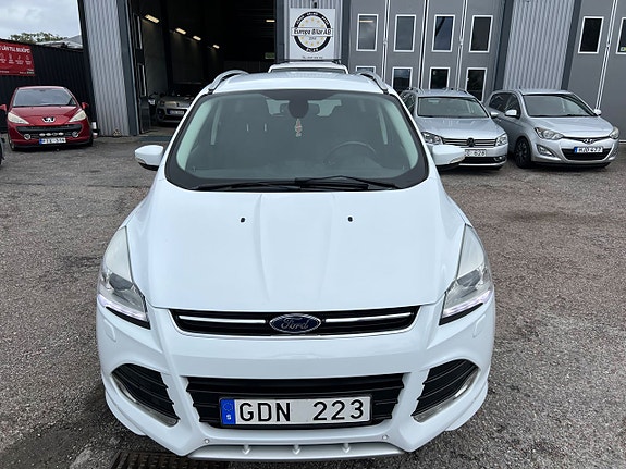 Ford Kuga 12 of 15