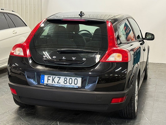 Volvo C30 4 of 22