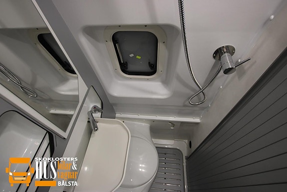 Pilote V 633 M Evidence 140hk Automat Litium Kommer snart  Vint 14 of 23