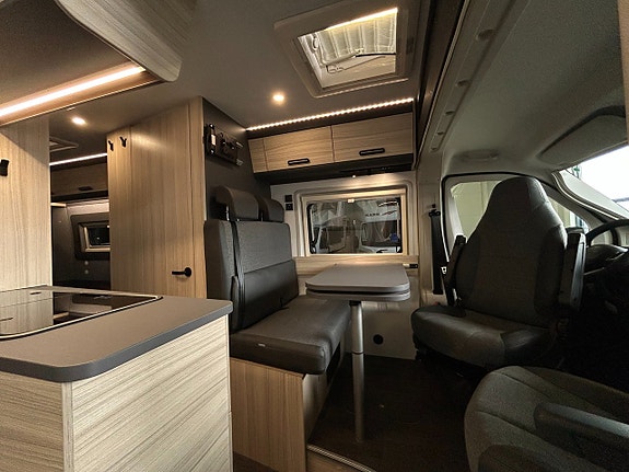 Sun Living V 65 SL / Truma Combi D6E / Långbädd / Automat / Solcell / 7 of 20