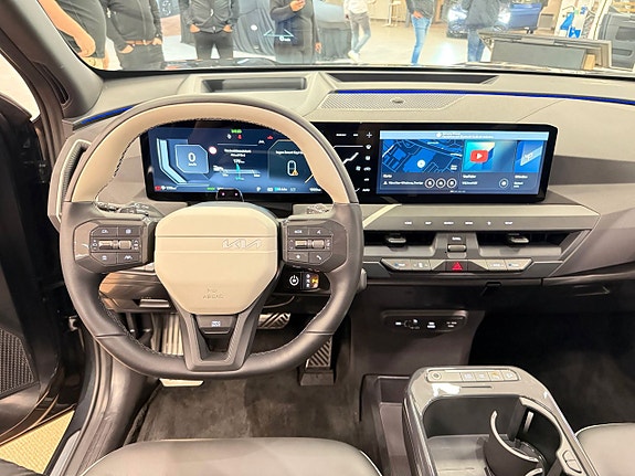 Kia EV5 4 of 12
