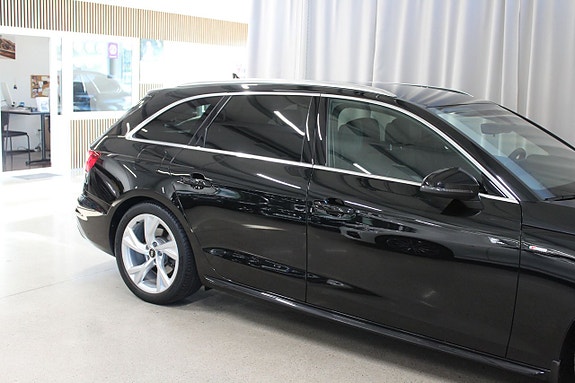 Audi A4 10 of 26