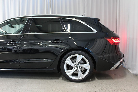 Audi A4 8 of 26