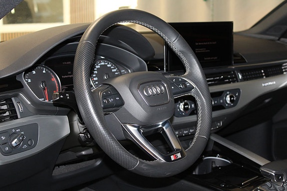 Audi A4 23 of 26