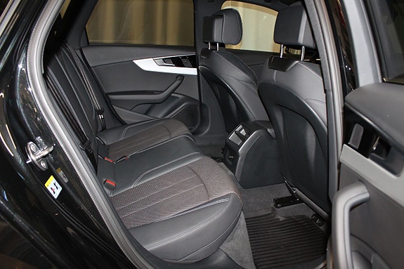 Audi A4 20 of 26