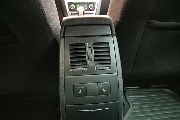 Skoda Octavia Scout 8 of 17