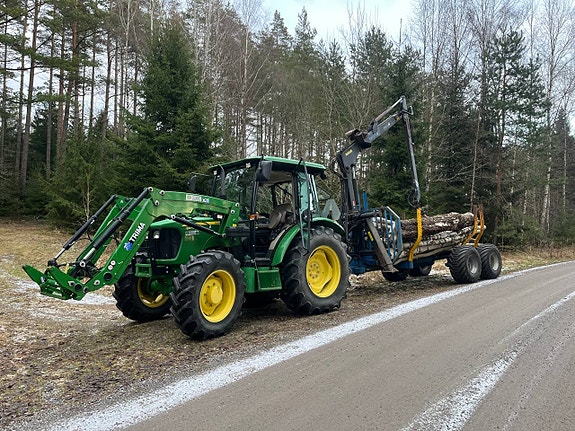 John Deere 5075E