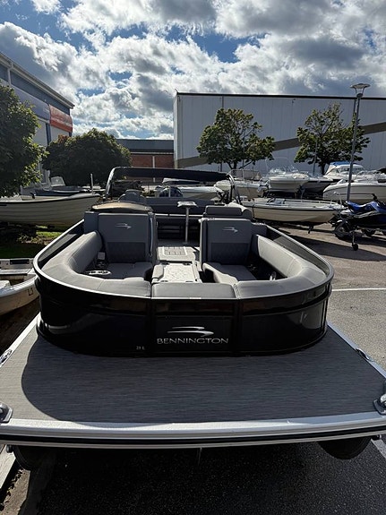 Demo Bennington L Bowrider Swingback + Yamaha 200 HK VMAX 3 of 5