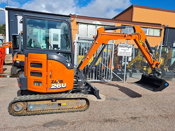 MINIGRÄVARE HITACHI ZX26U-6 1280 tim Ny TILT & SKOPOR