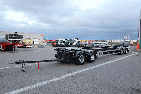 4 axlade Lastväxlar släp 38T Omgående leverans DEMO körd
